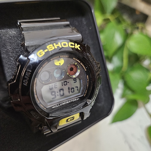 G Shock Casio Wu Shock Wu Tang watch Limited Edition Rare - Picture 2 of 7